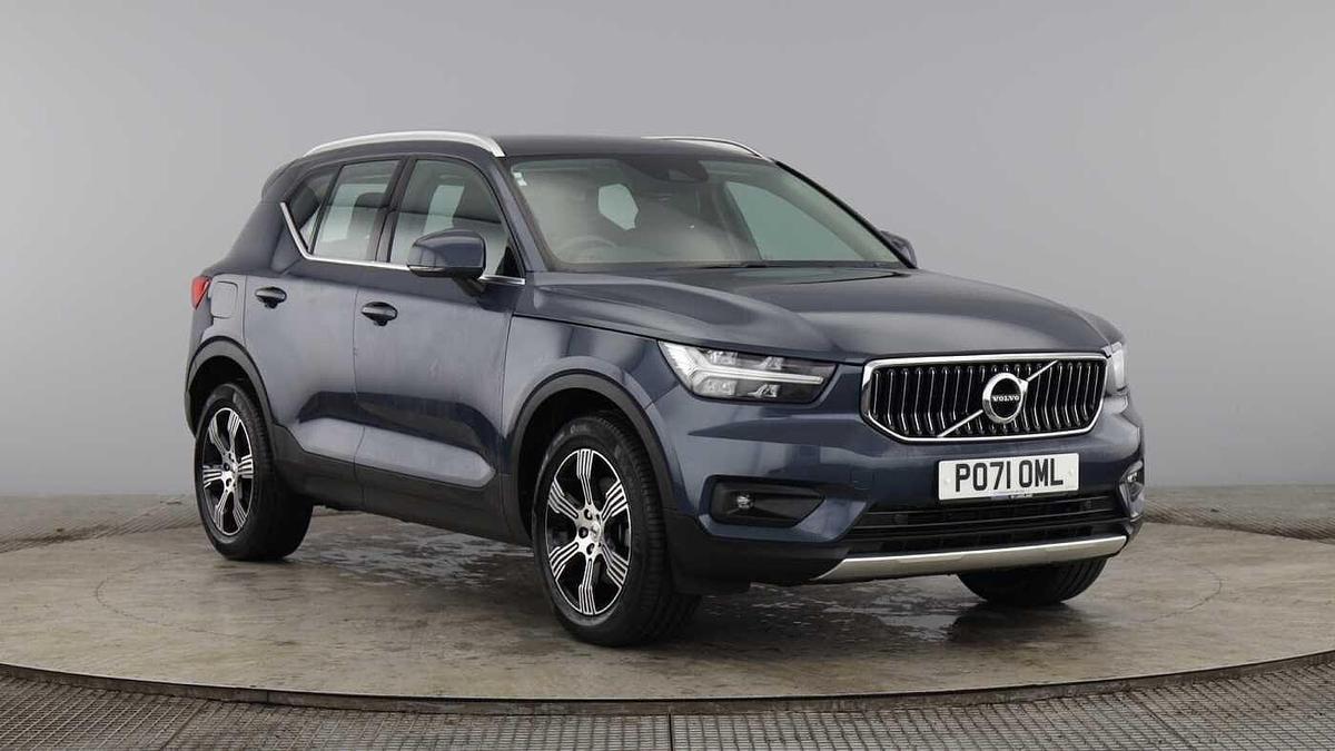 Main listing image - Volvo XC40