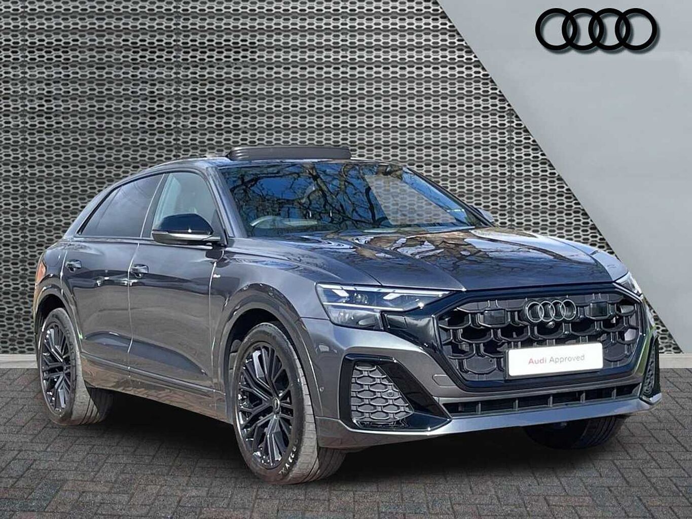 Main listing image - Audi Q8