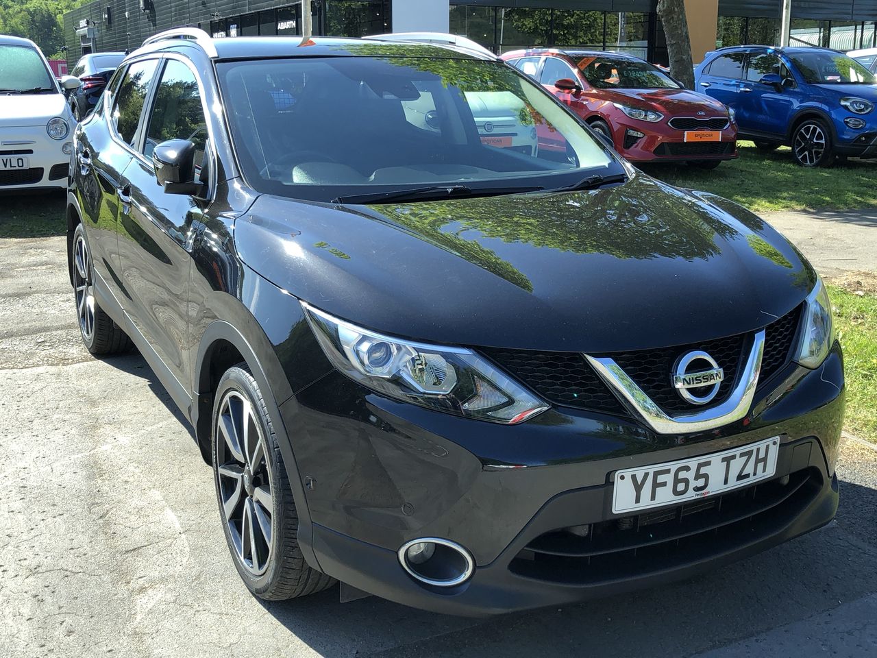 Main listing image - Nissan Qashqai