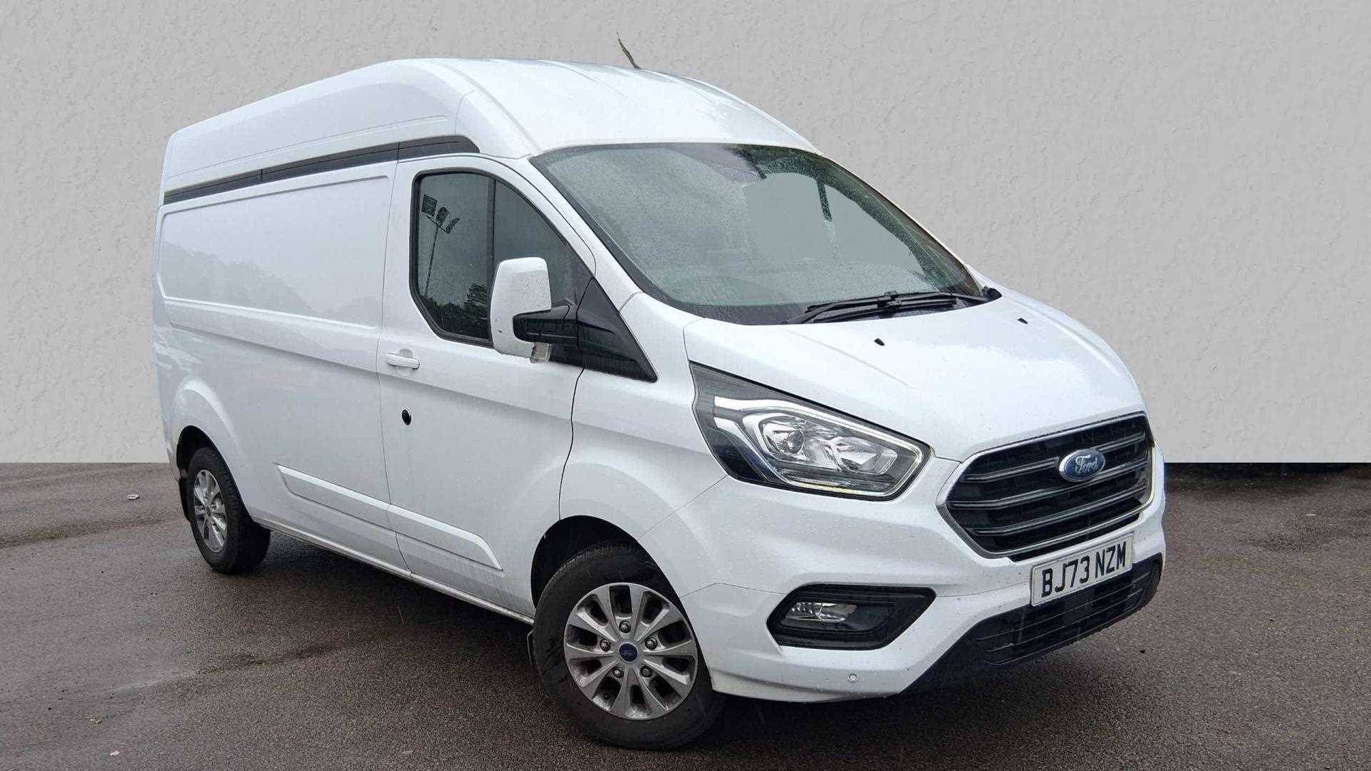 Main listing image - Ford Transit Custom