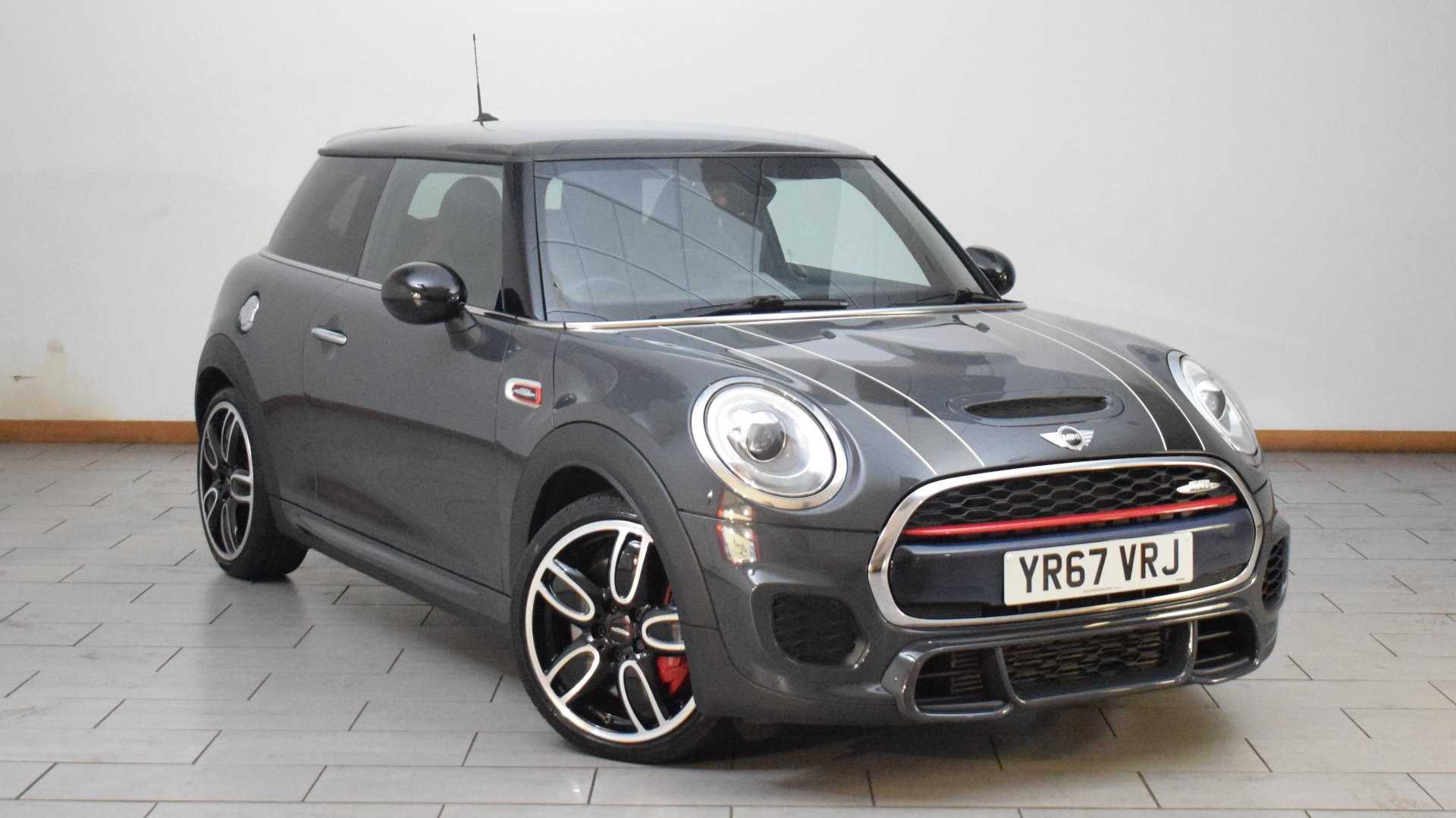 Main listing image - MINI Hatchback