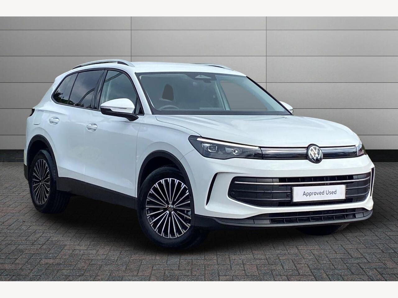 Main listing image - Volkswagen Tiguan
