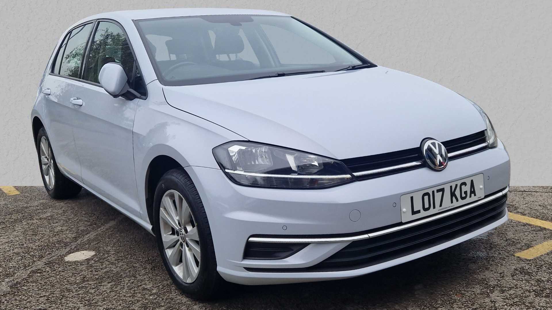 Main listing image - Volkswagen Golf