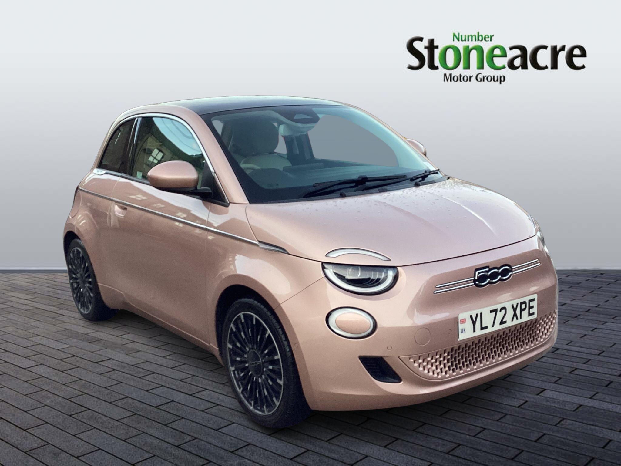 Main listing image - Fiat 500 Electric