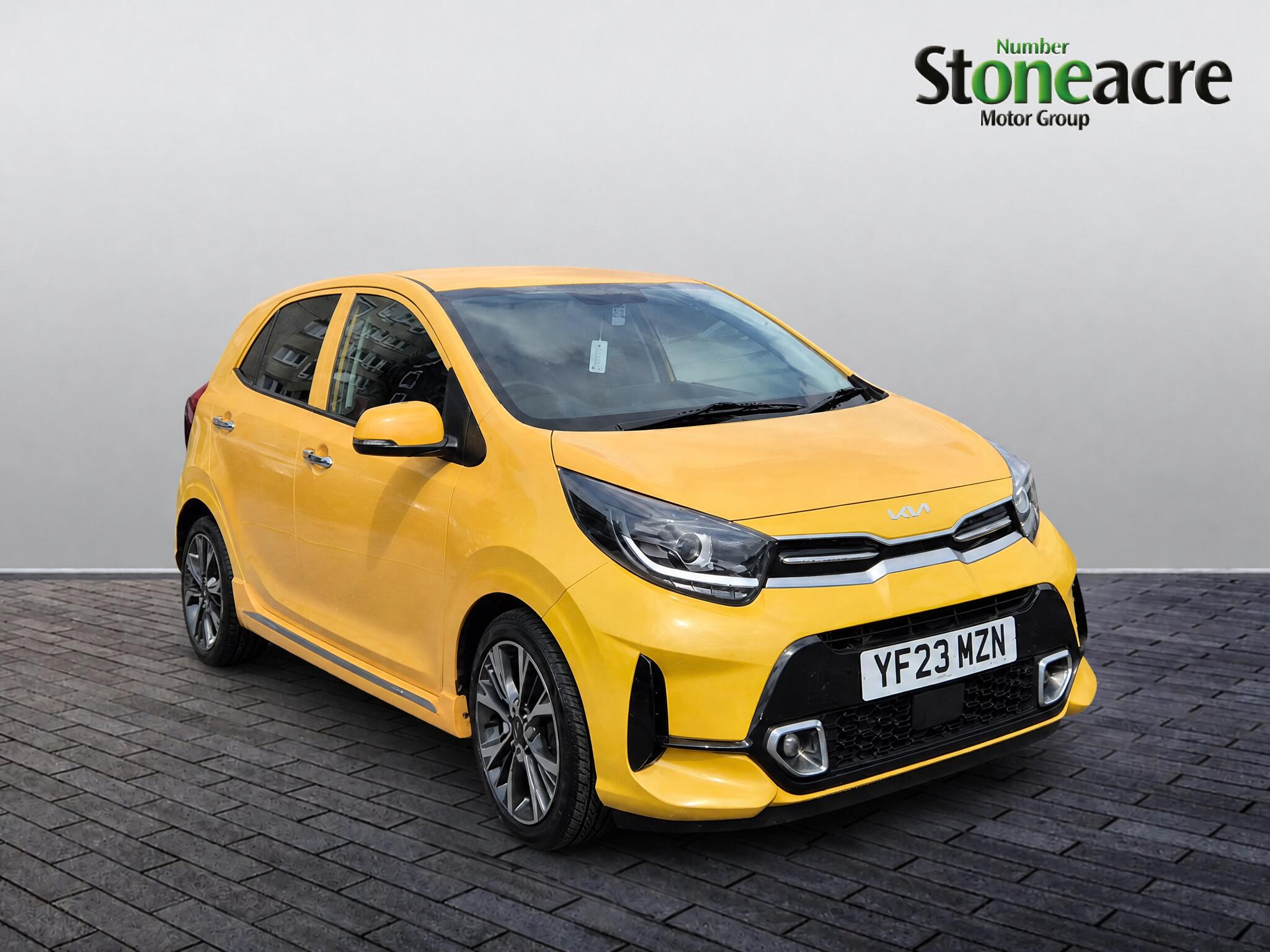 Main listing image - Kia Picanto