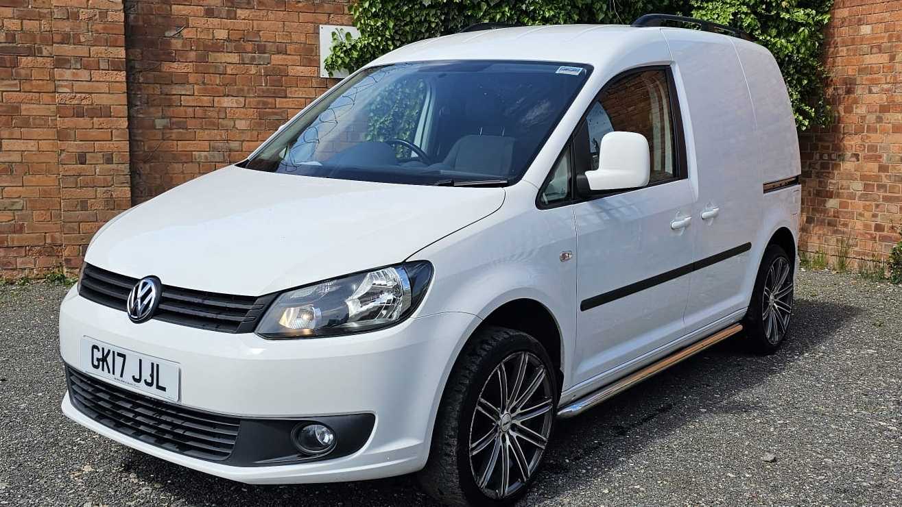 Main listing image - Volkswagen Caddy
