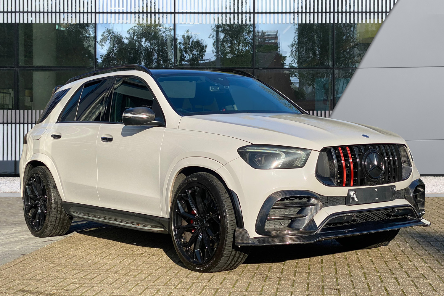 Main listing image - Mercedes-Benz GLE