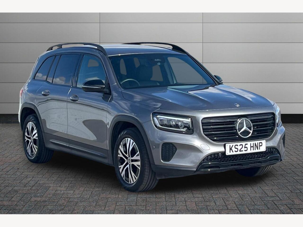 Main listing image - Mercedes-Benz GLB