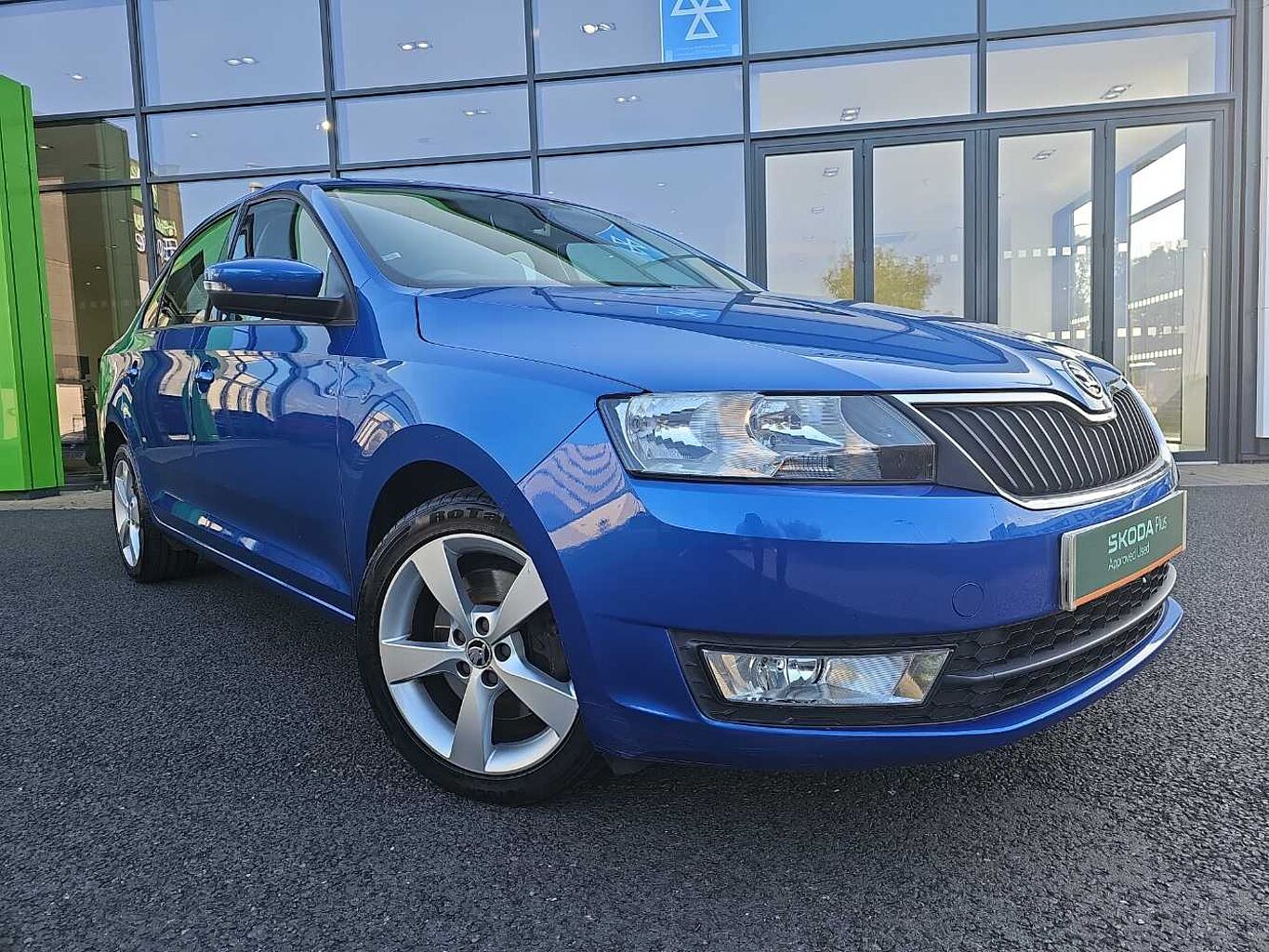 Main listing image - Skoda Rapid