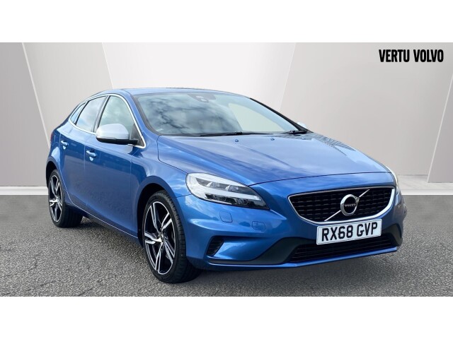 Main listing image - Volvo V40