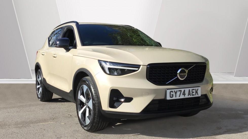 Main listing image - Volvo XC40