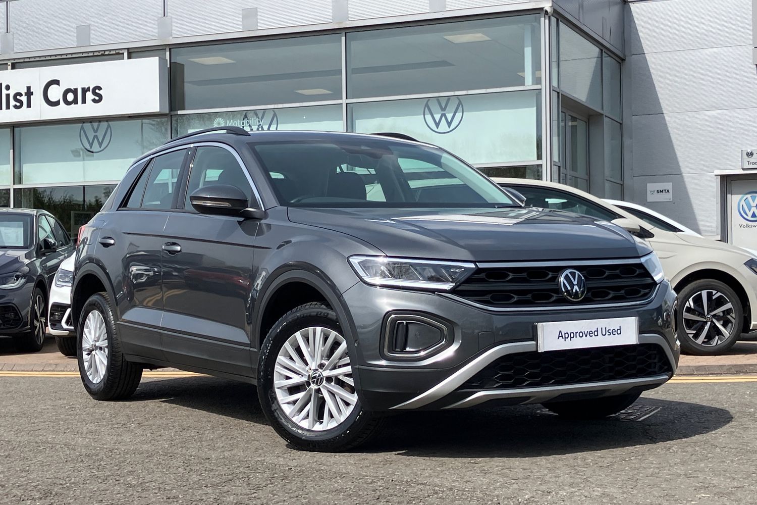 Main listing image - Volkswagen T-Roc