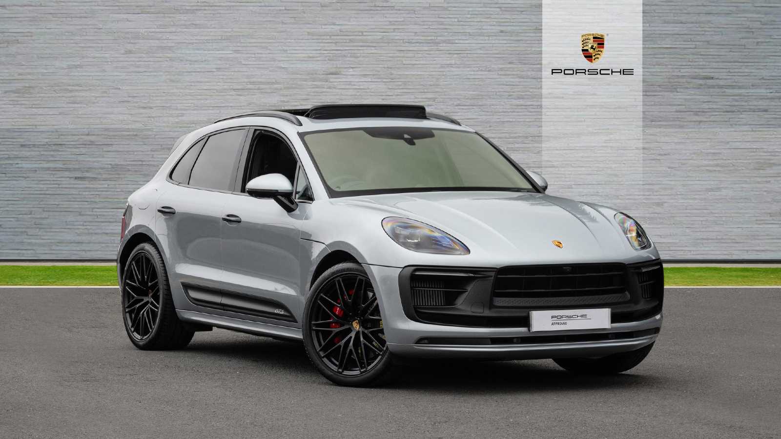 Main listing image - Porsche Macan