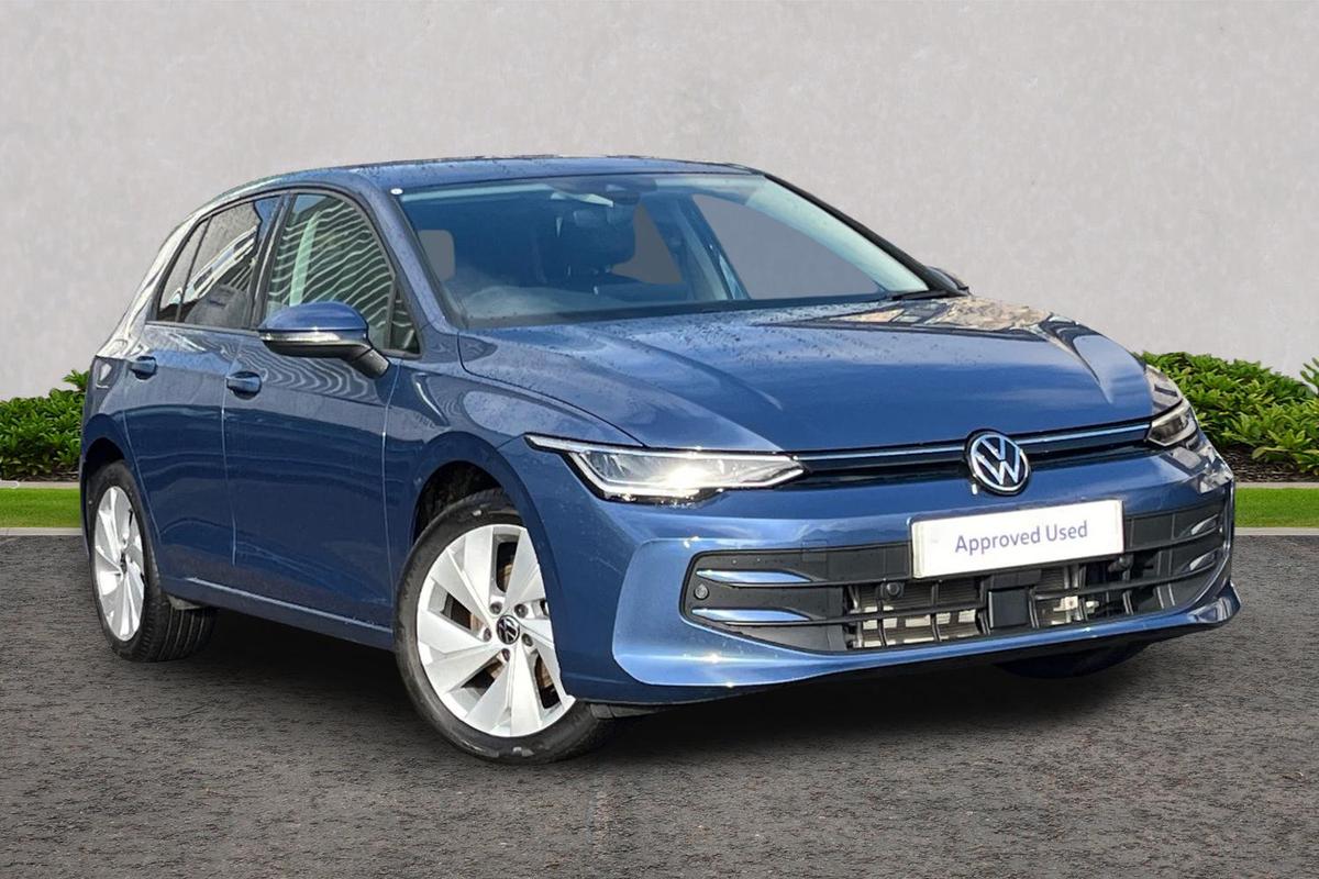 Main listing image - Volkswagen Golf