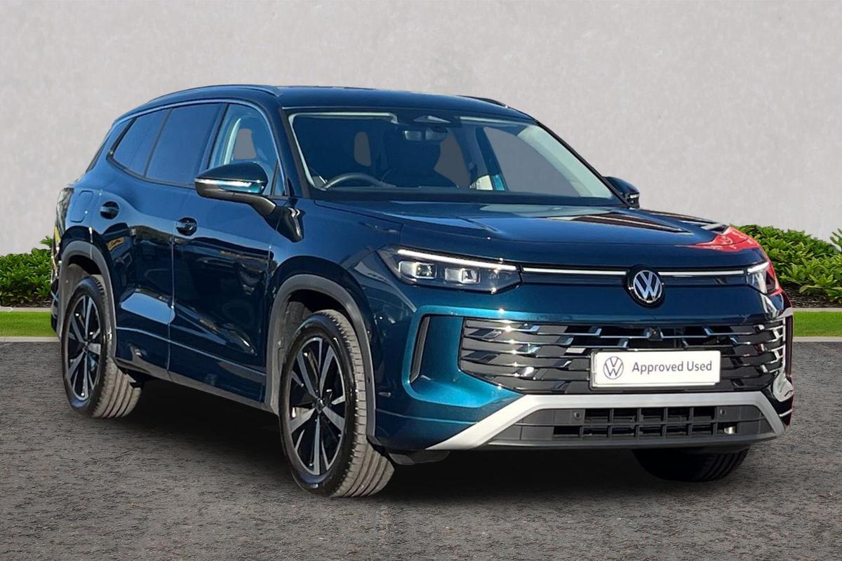 Main listing image - Volkswagen Tayron