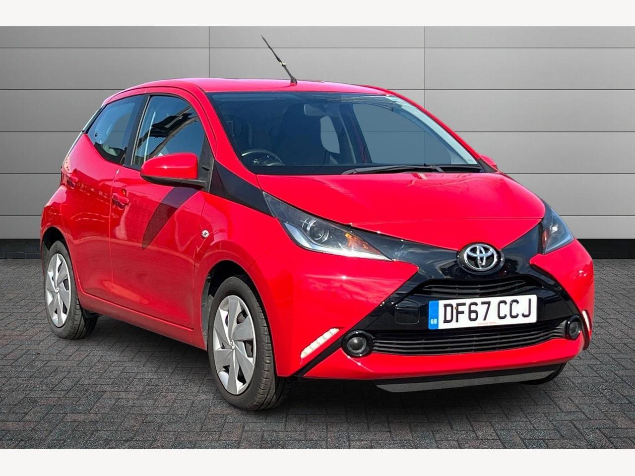 Main listing image - Toyota Aygo