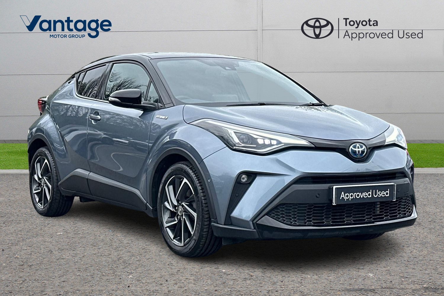 Main listing image - Toyota C-HR
