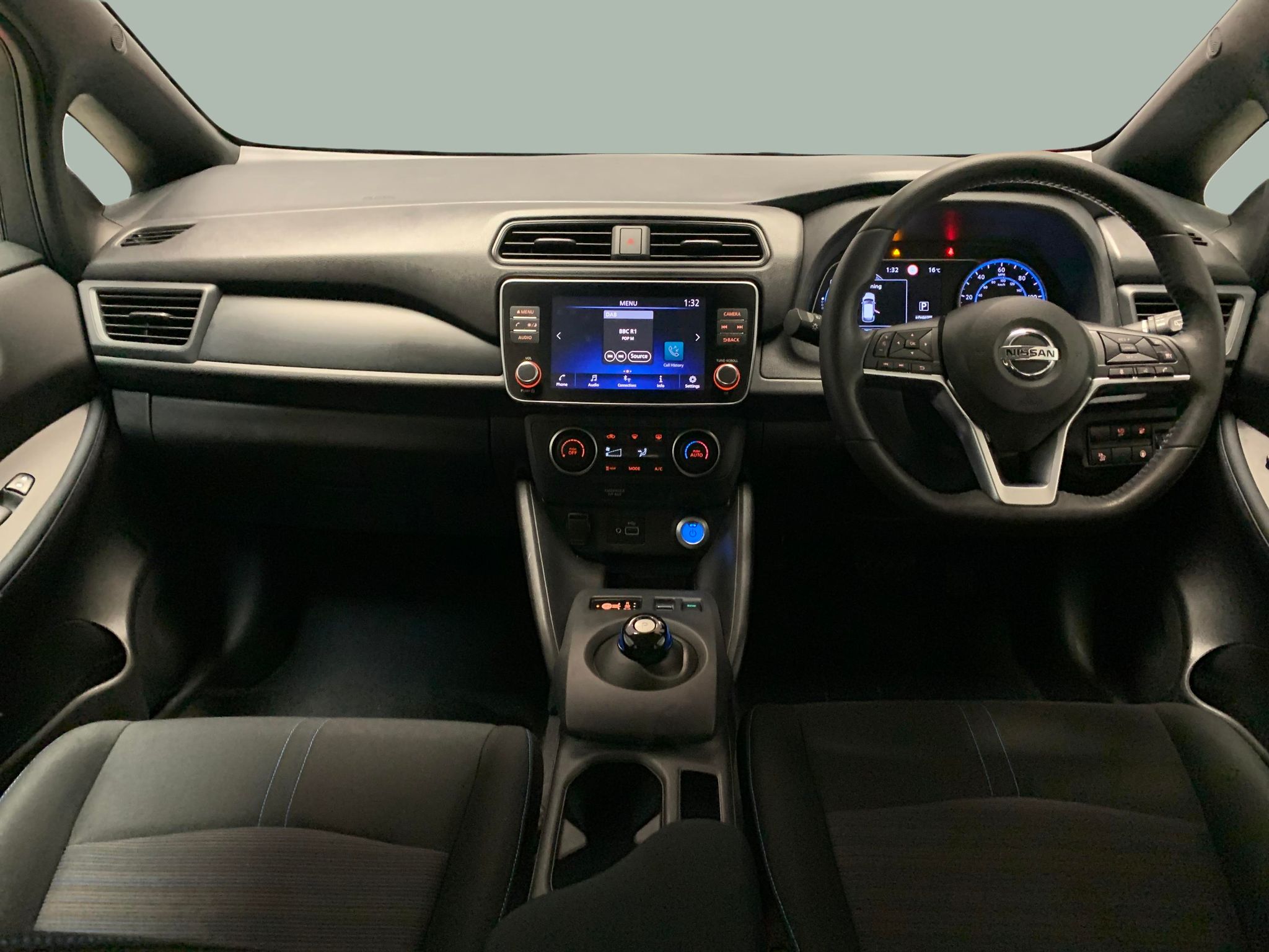 Main listing image - Nissan Leaf