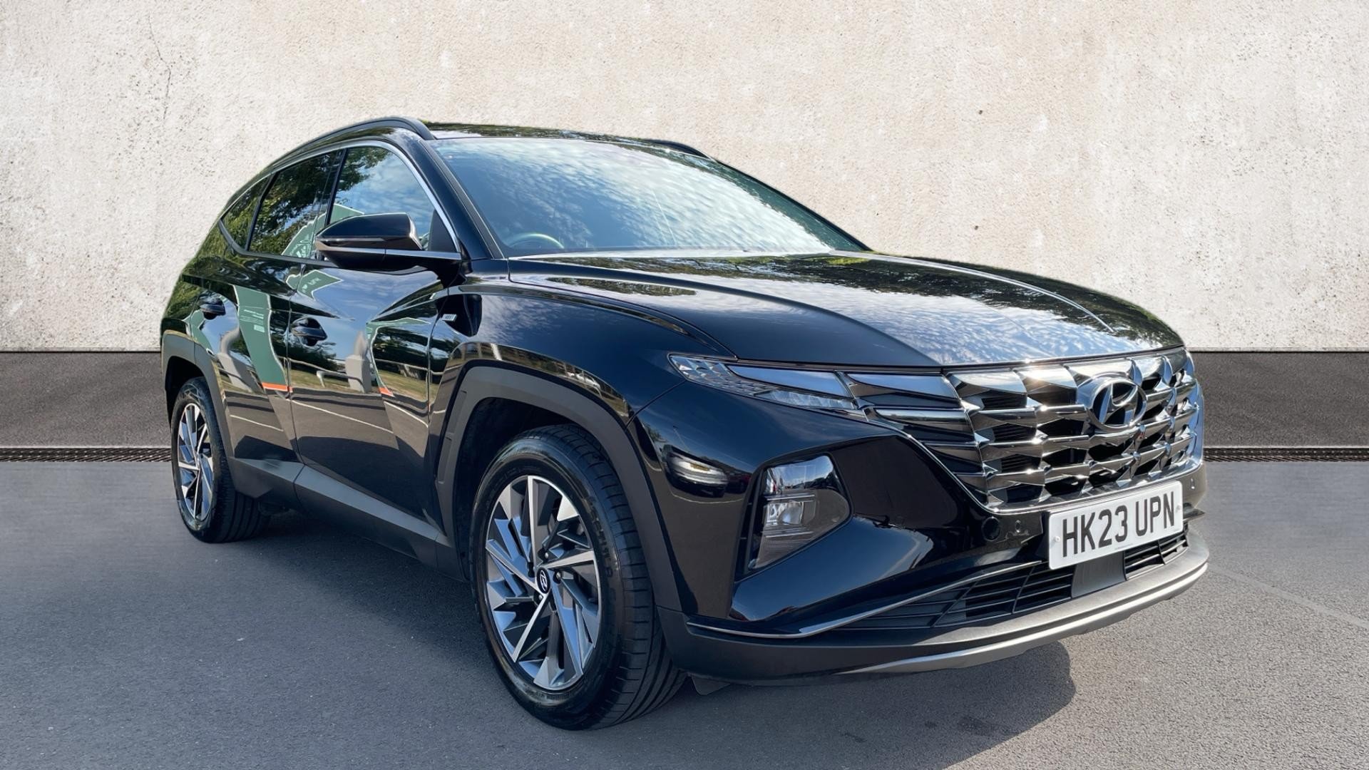 Main listing image - Hyundai Tucson