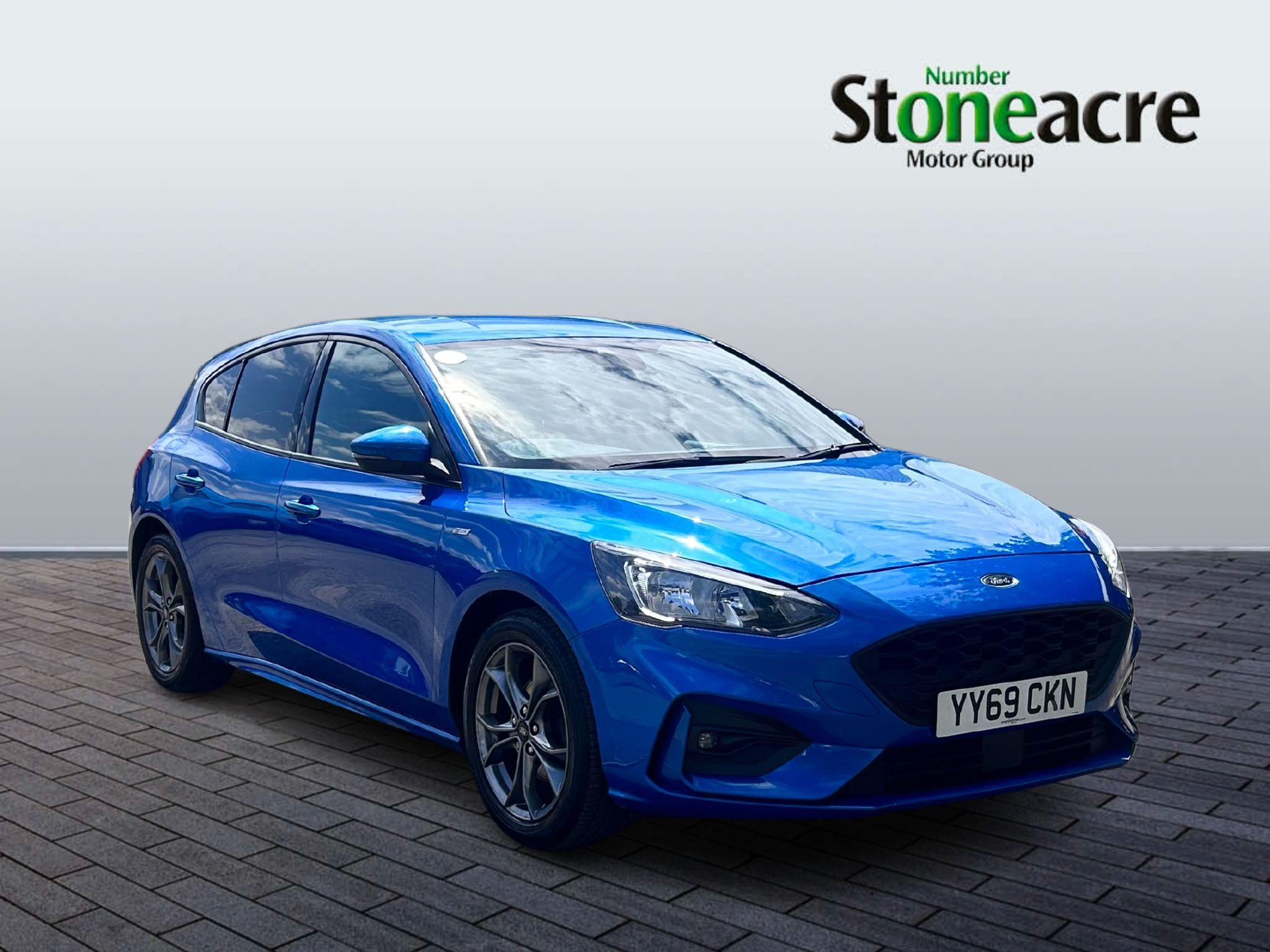 Main listing image - Ford Focus
