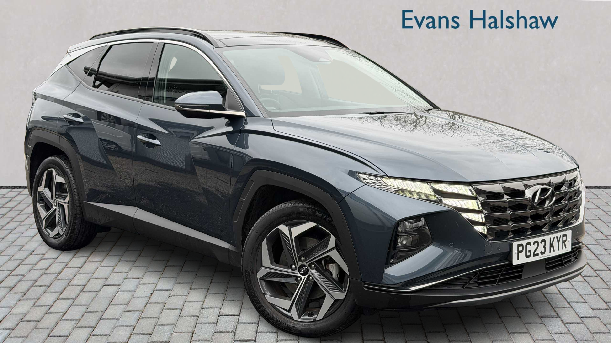 Main listing image - Hyundai Tucson