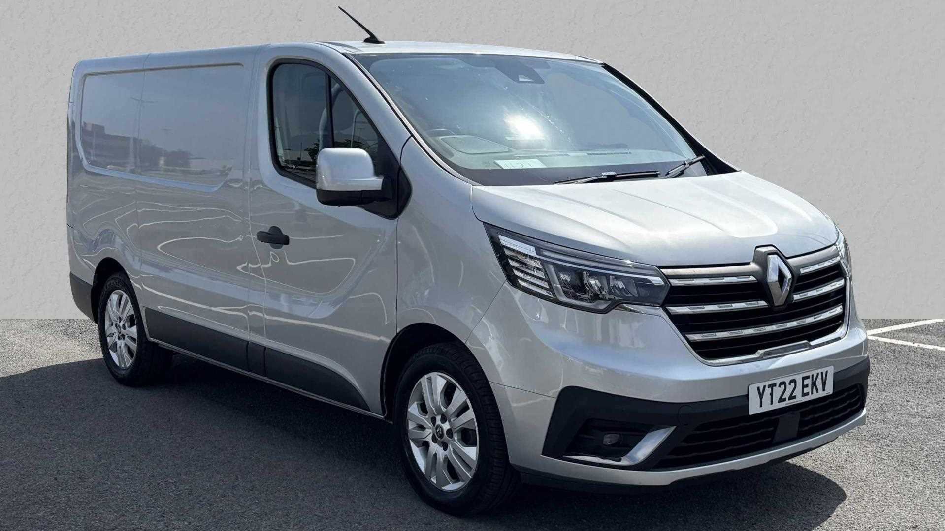 Main listing image - Renault Trafic