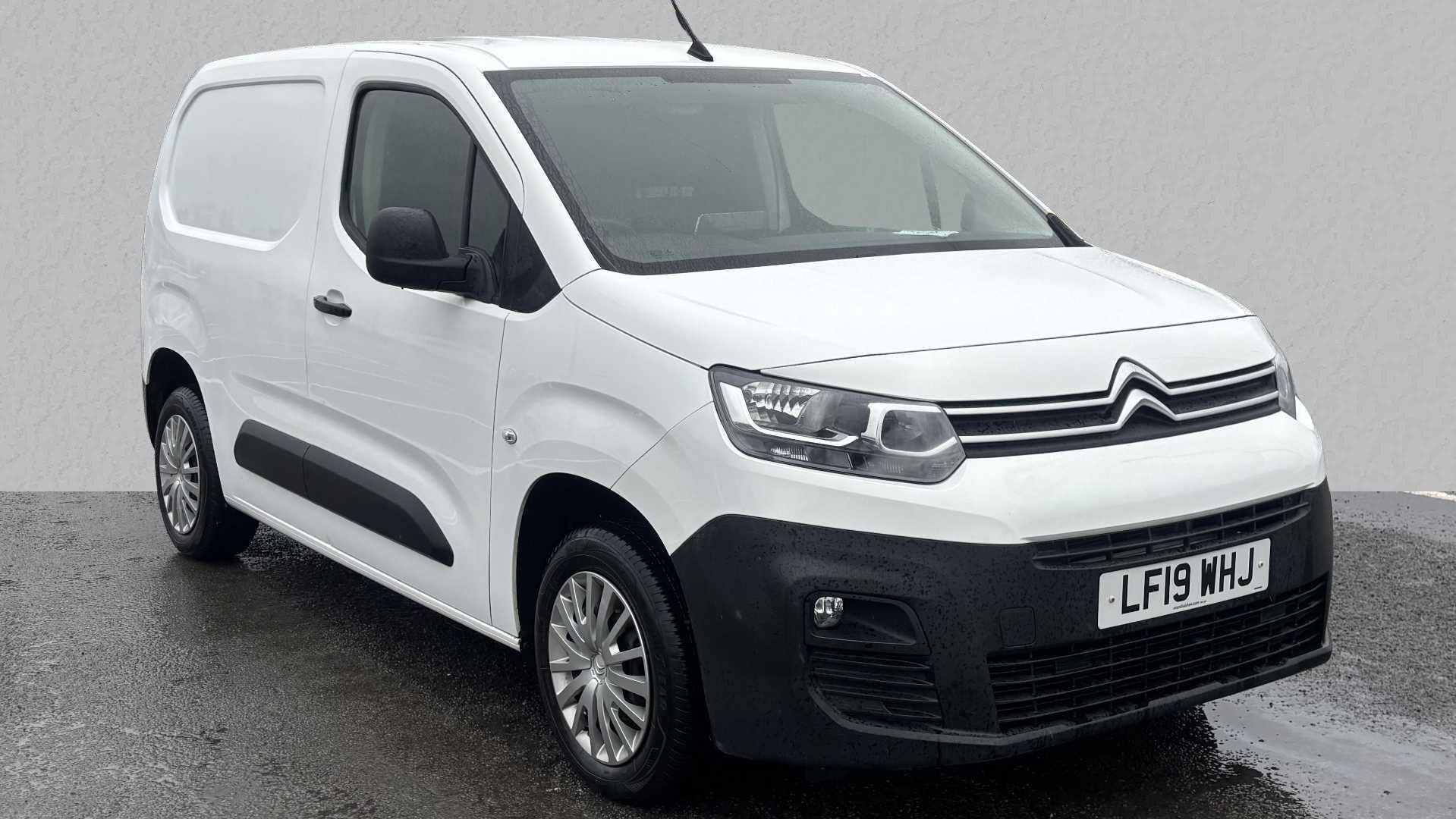 Main listing image - Citroen Berlingo Van