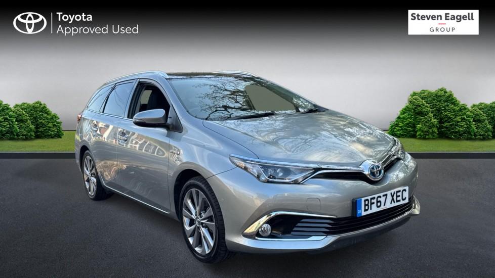 Main listing image - Toyota Auris Touring Sport