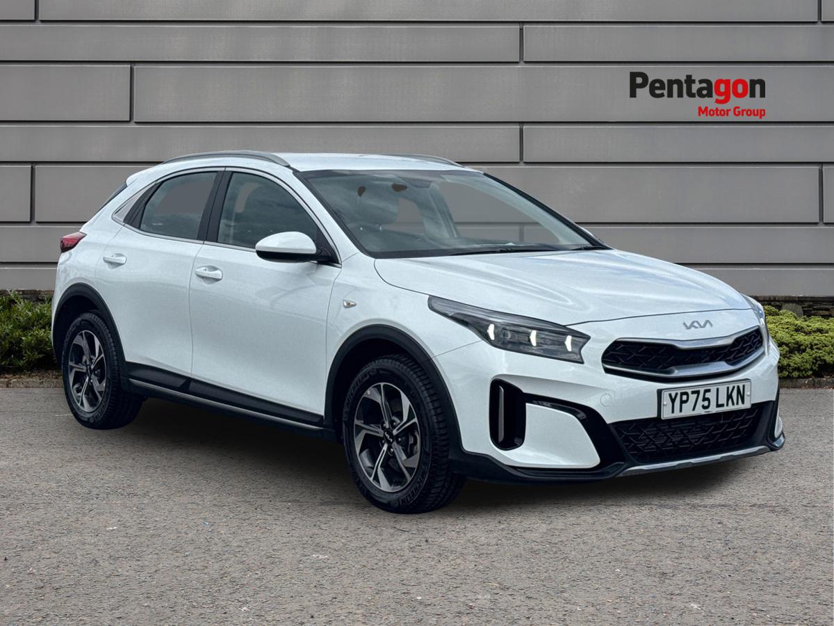 Main listing image - Kia XCeed