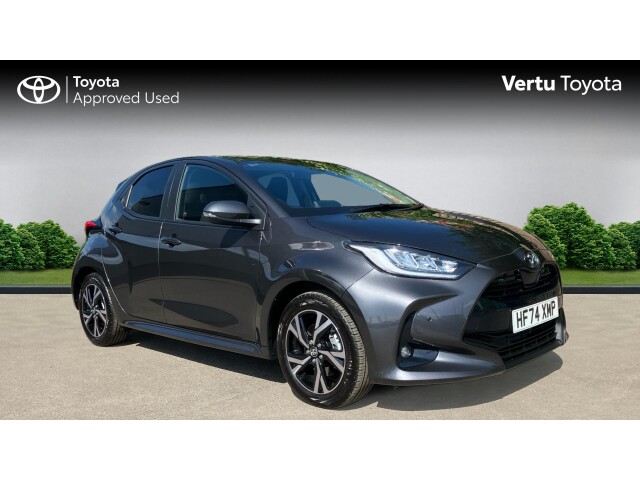 Main listing image - Toyota Yaris