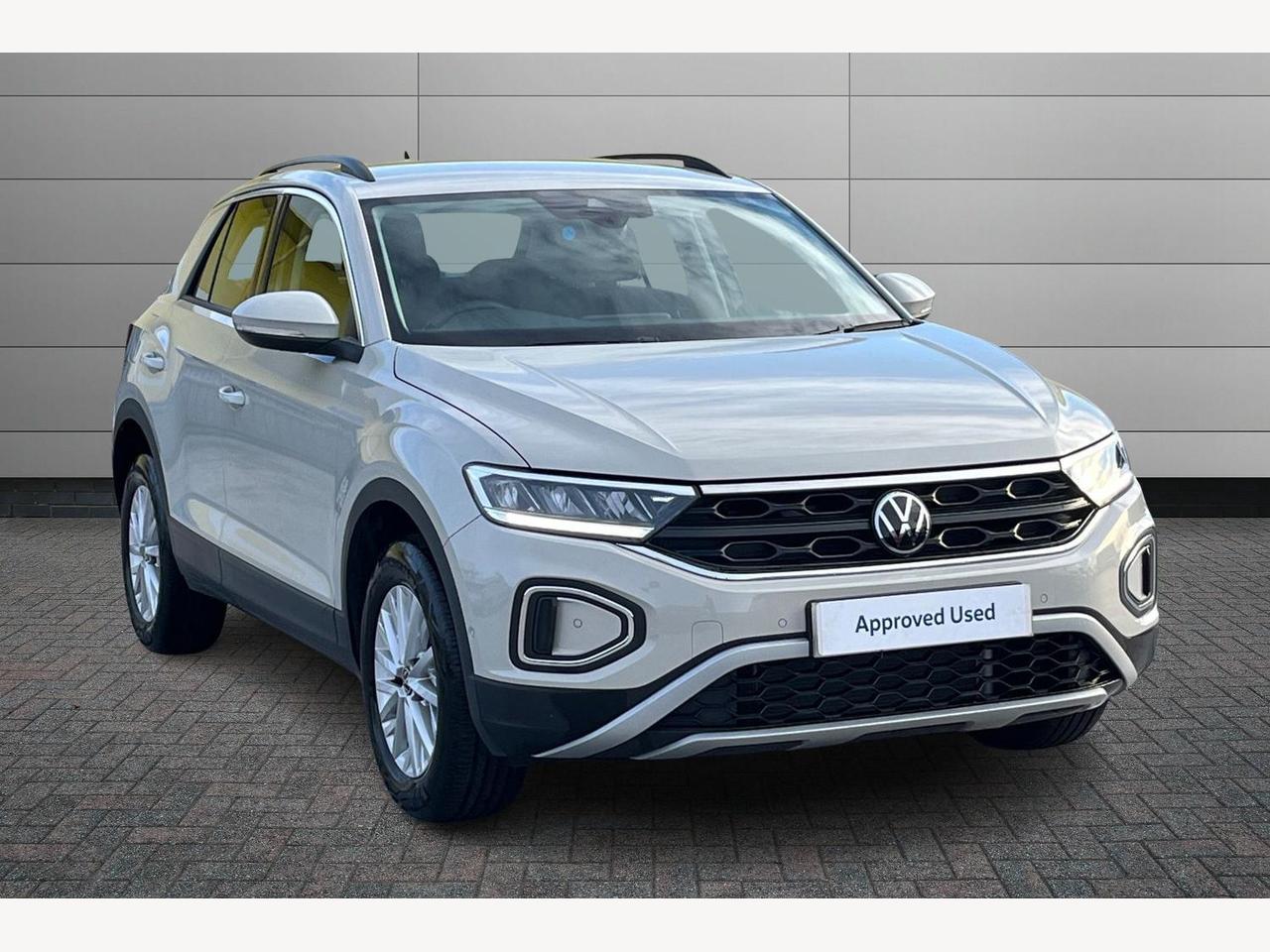 Main listing image - Volkswagen T-Roc