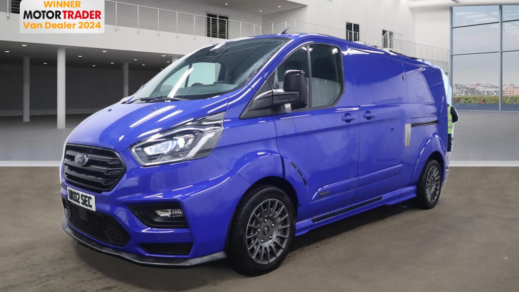 Main listing image - Ford Transit Custom