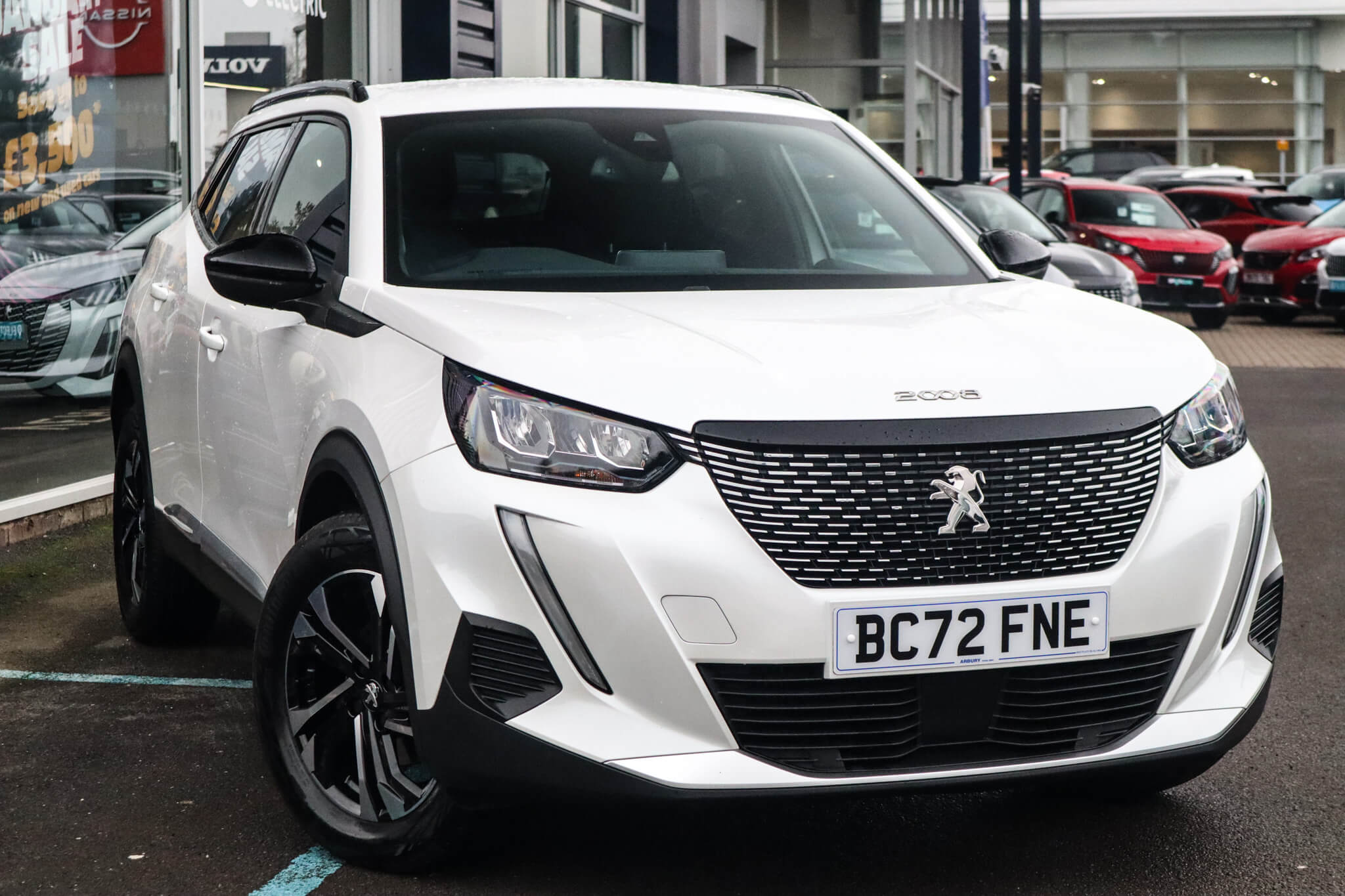 Main listing image - Peugeot 2008