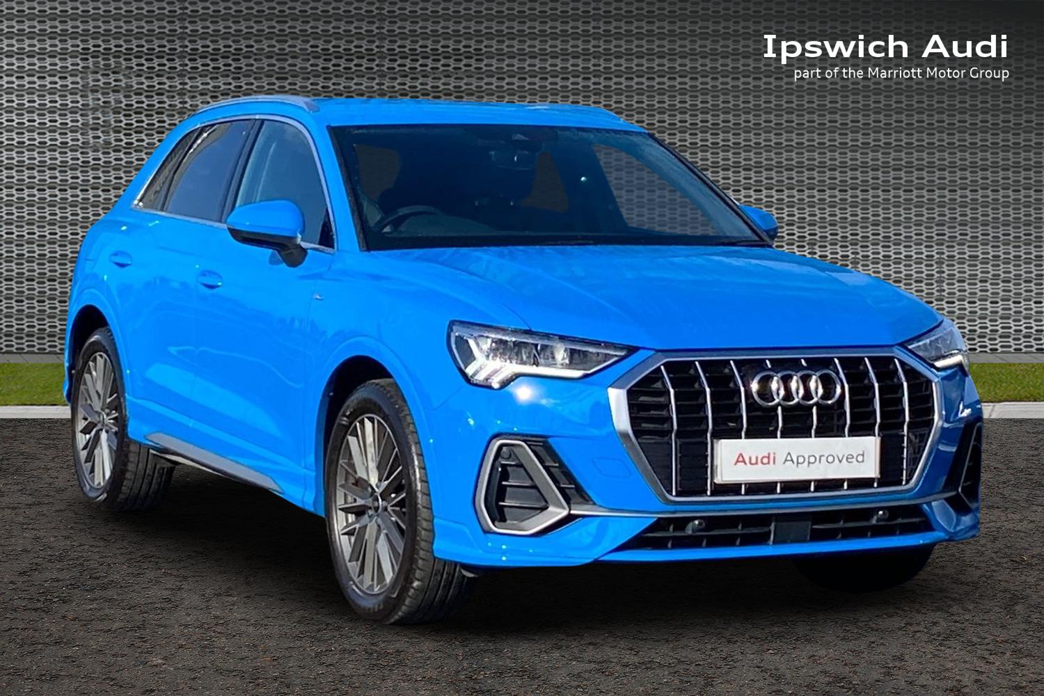 Main listing image - Audi Q3