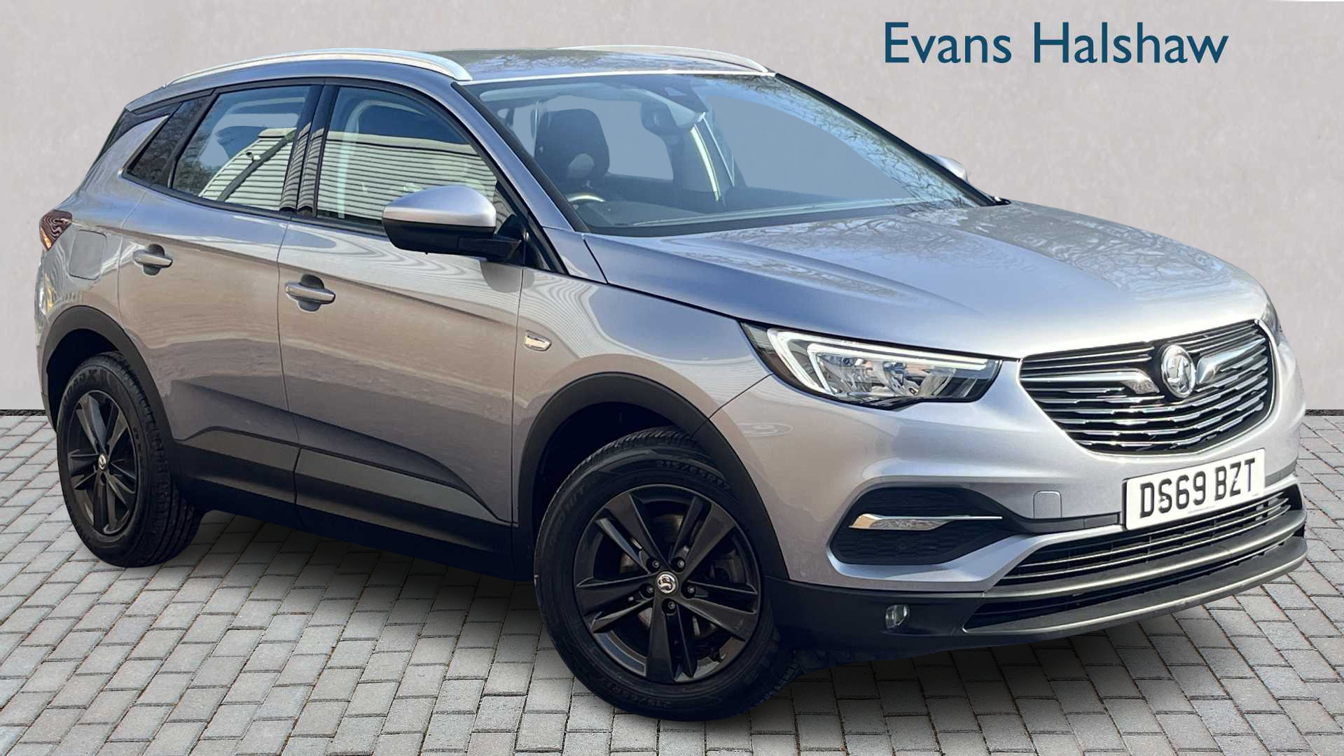 Main listing image - Vauxhall Grandland X