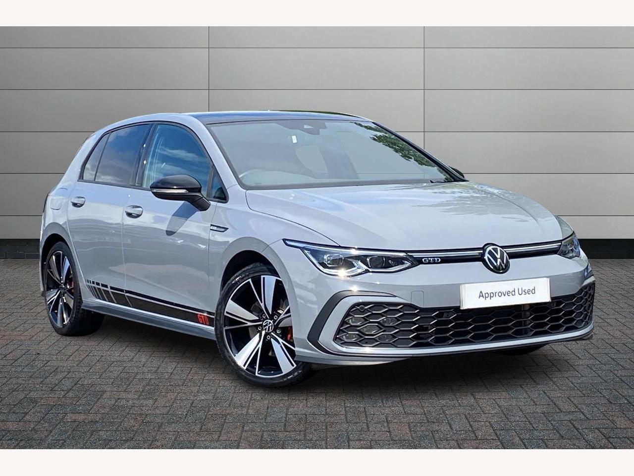 Main listing image - Volkswagen Golf