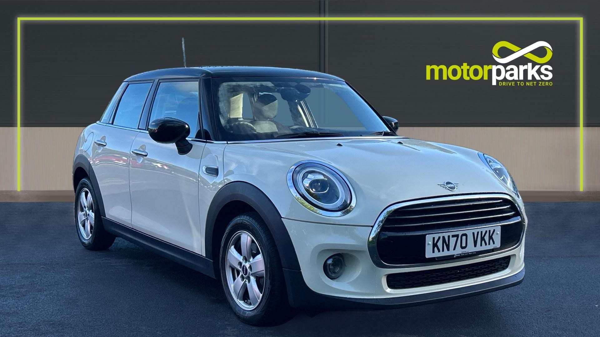 Main listing image - MINI Hatchback 5dr