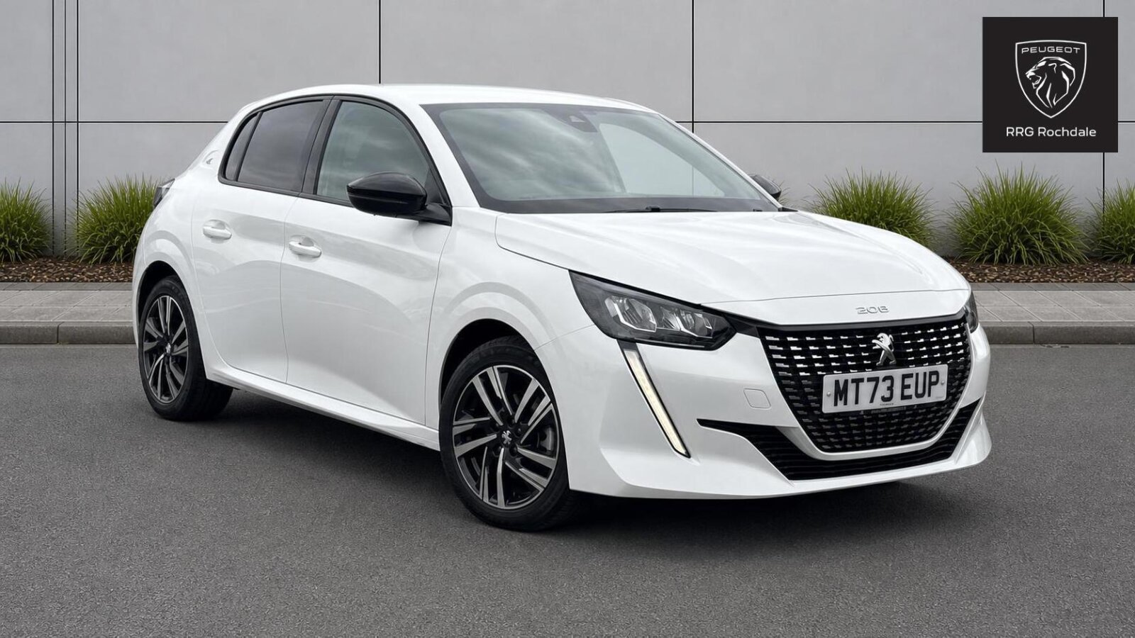 Main listing image - Peugeot 208