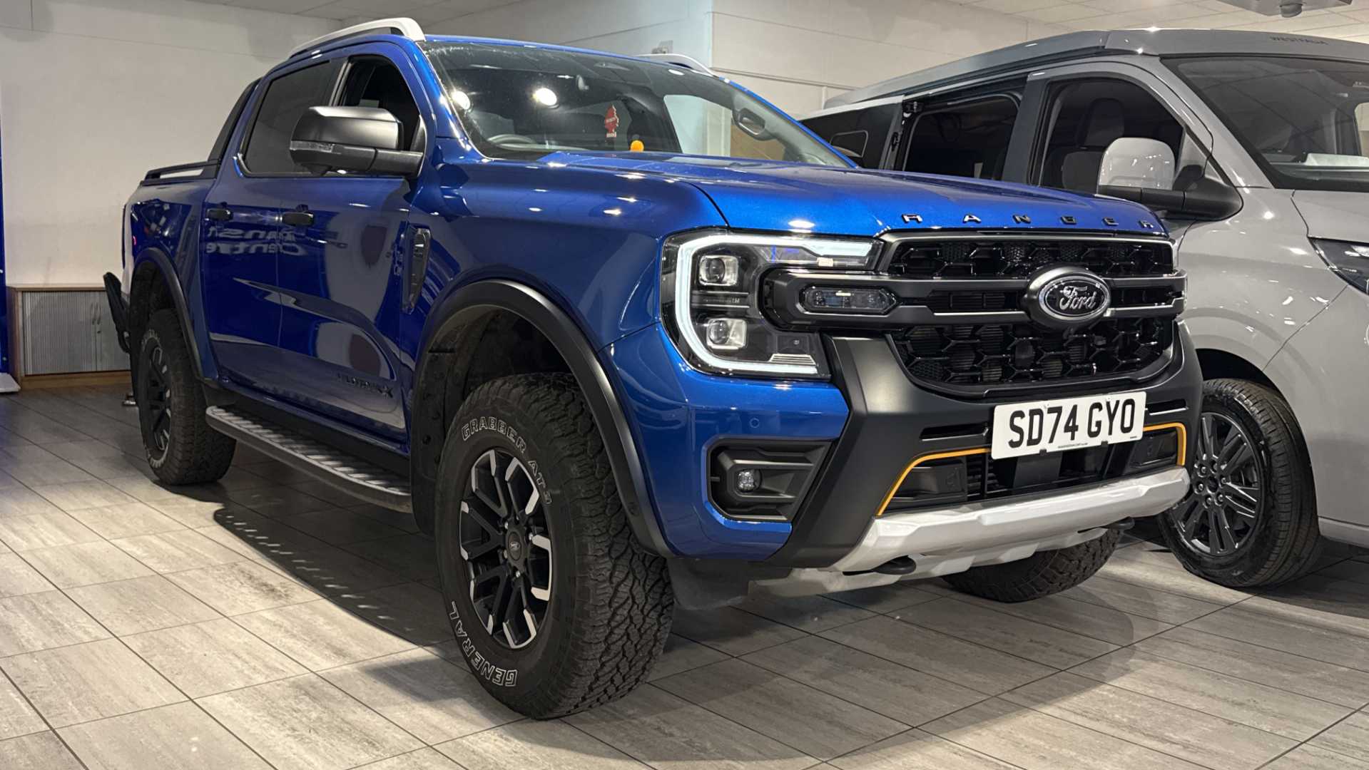 Main listing image - Ford Ranger