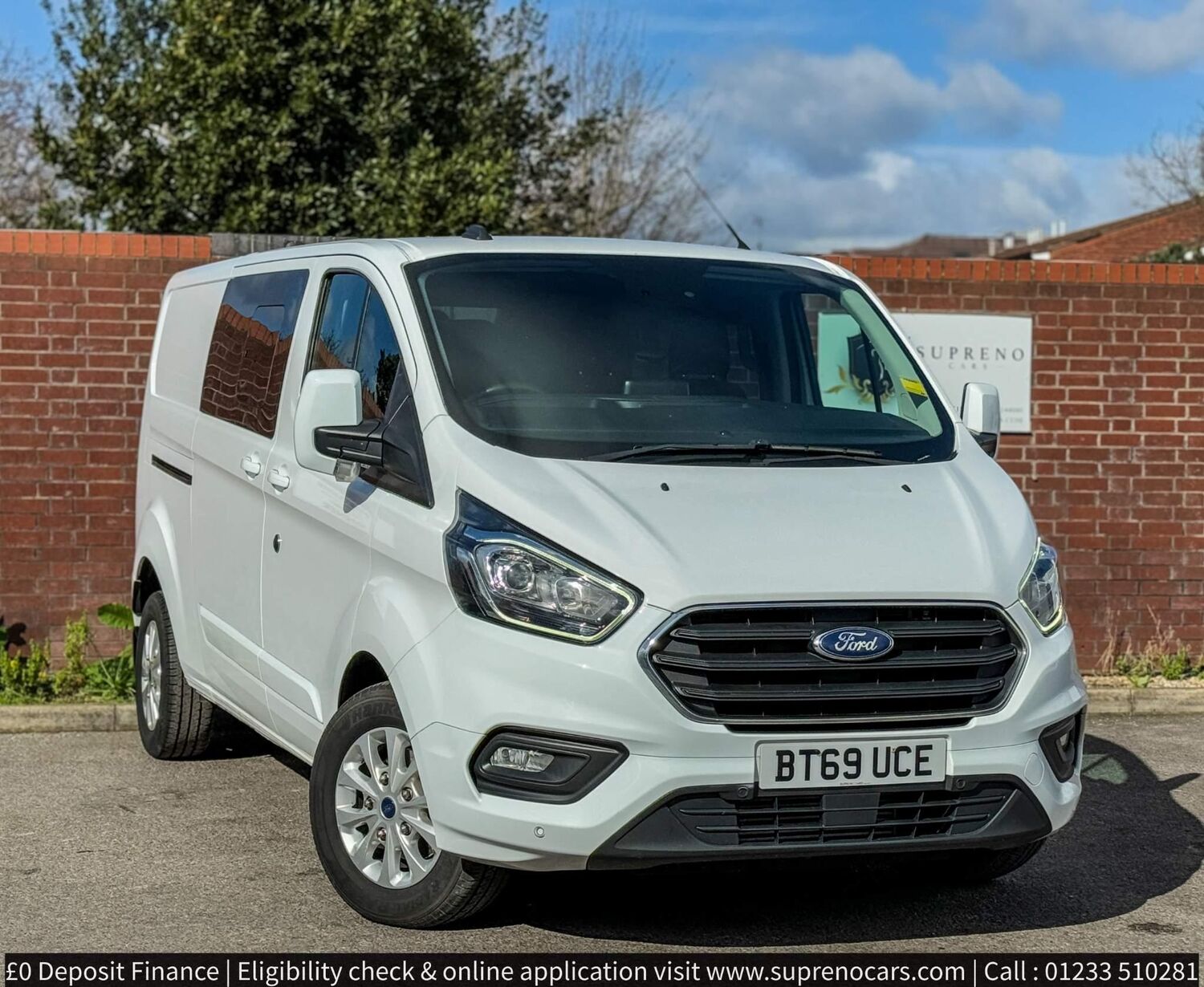 Main listing image - Ford Transit Custom