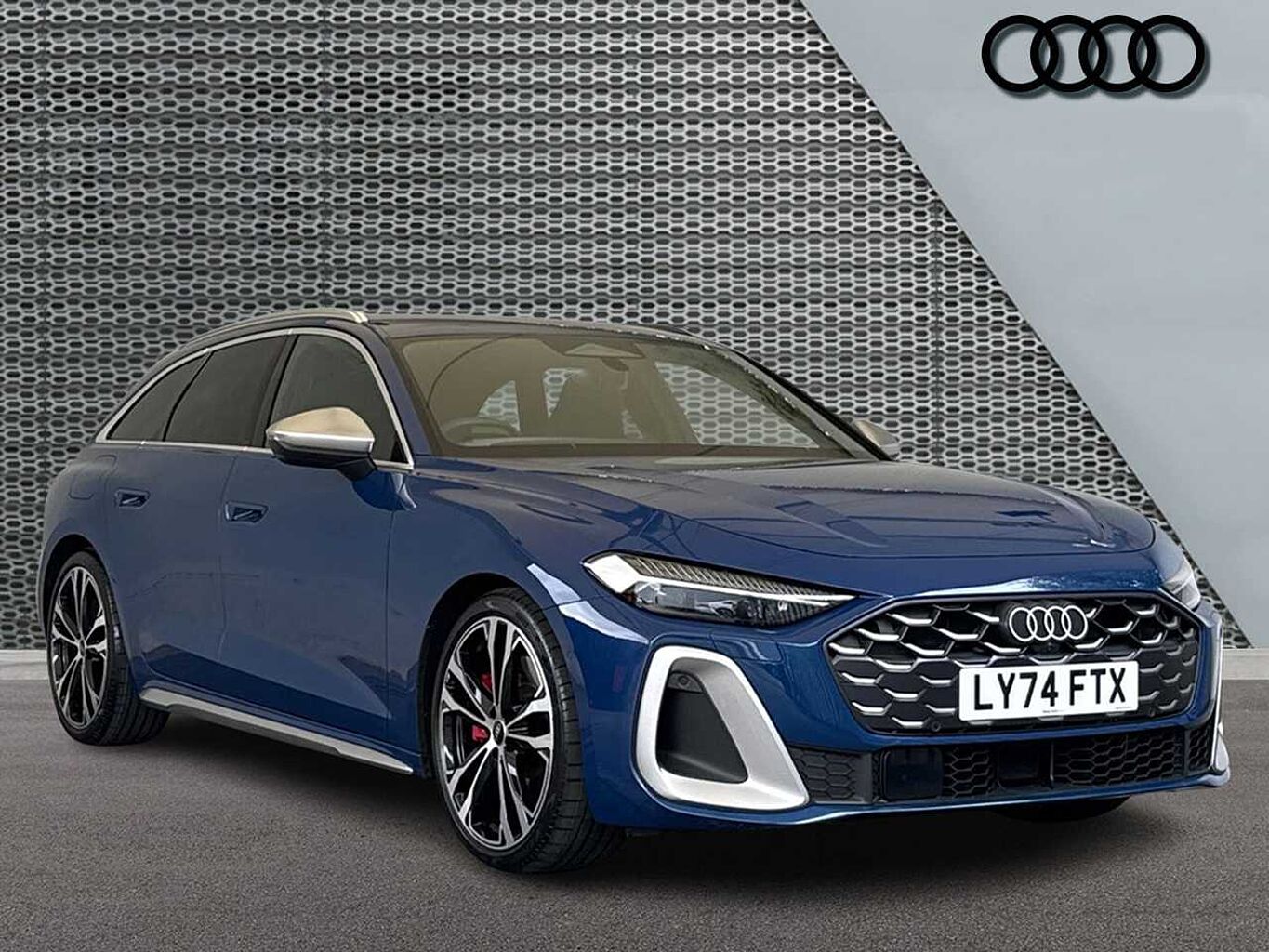 Main listing image - Audi A5