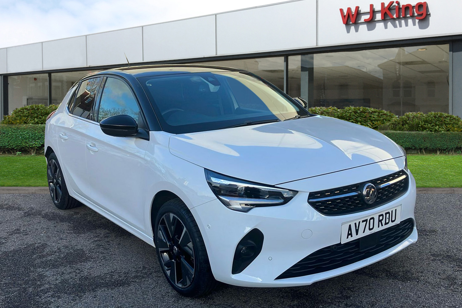 Main listing image - Vauxhall Corsa e