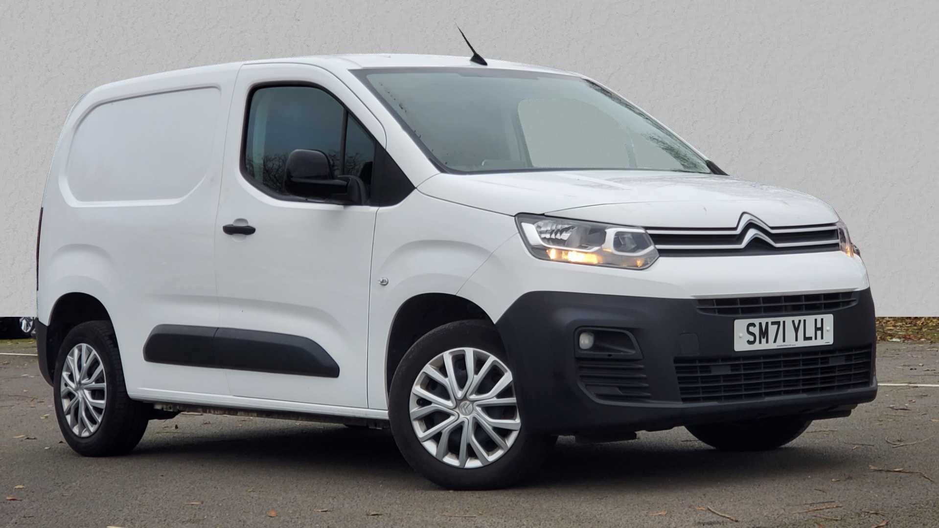 Main listing image - Citroen Berlingo Van