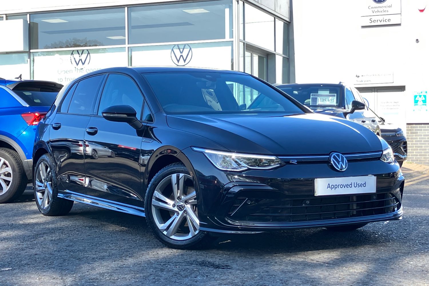 Main listing image - Volkswagen Golf