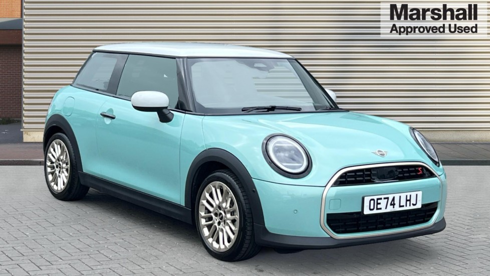 Main listing image - MINI Hatchback
