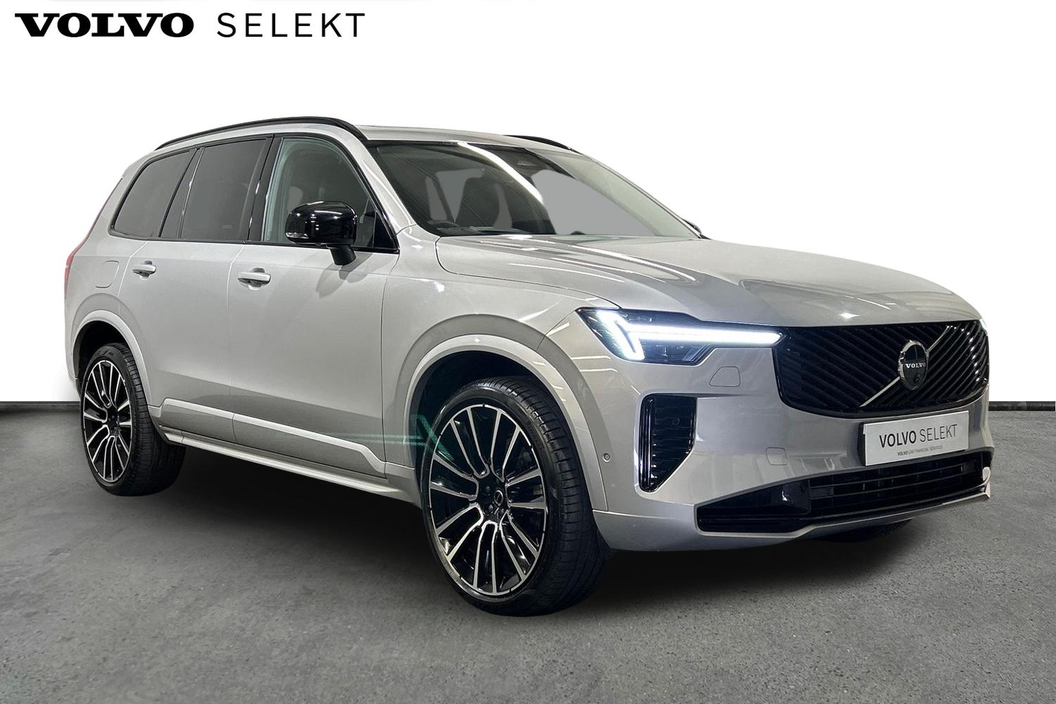 Main listing image - Volvo XC90