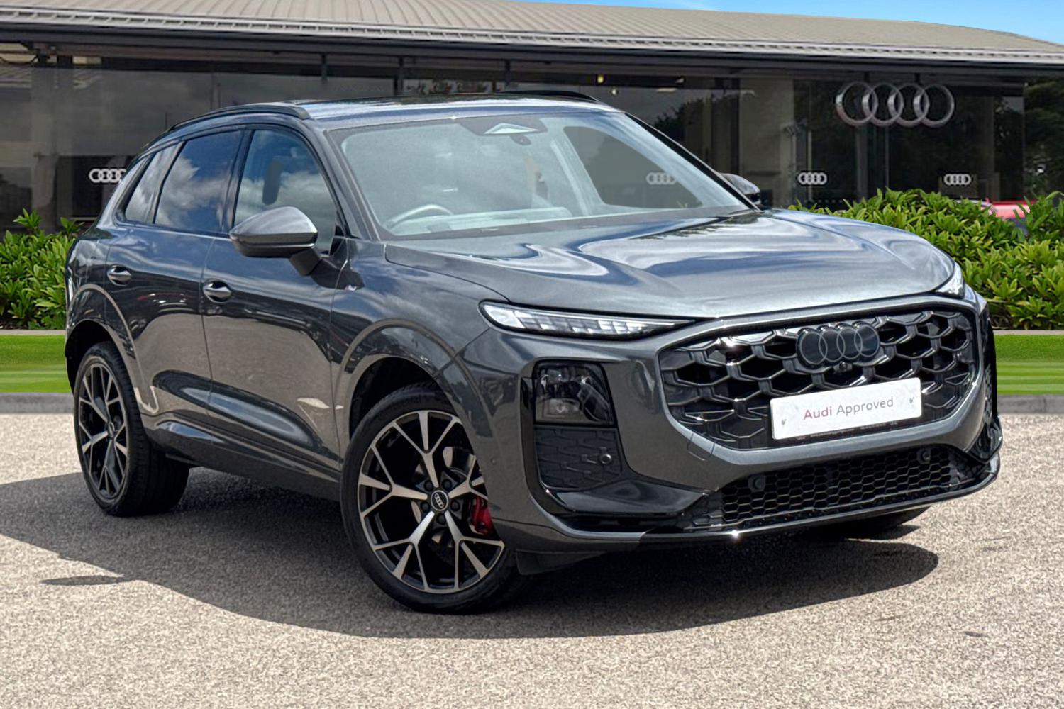 Main listing image - Audi Q3