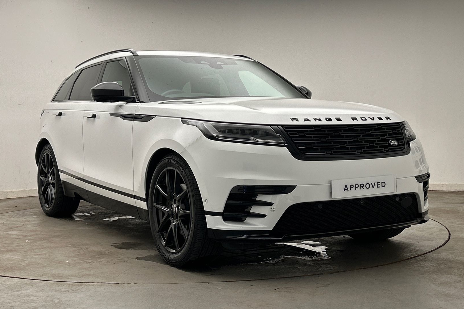 Main listing image - Land Rover Range Rover Velar