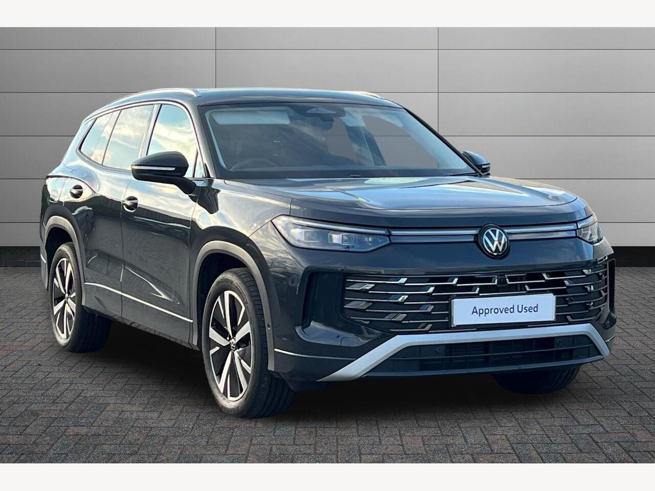 Main listing image - Volkswagen Tayron