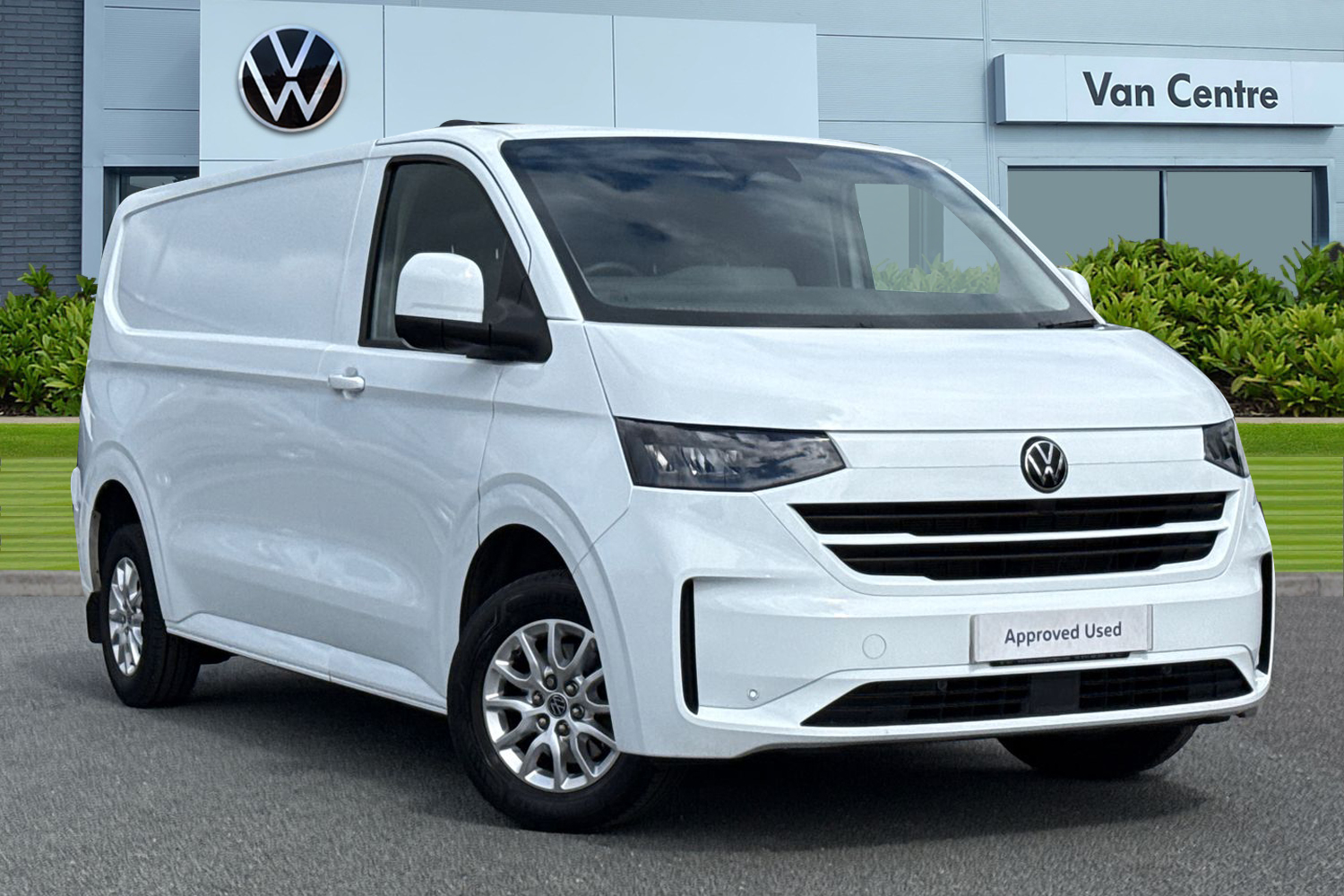 Main listing image - Volkswagen Transporter